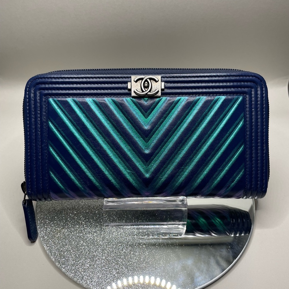 EUC CHANEL Iridescent Boy Chevron Wallet